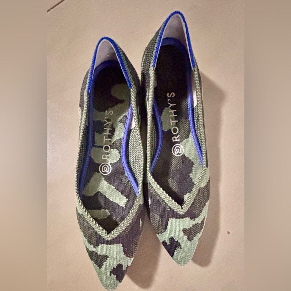 Rothy’s Points, Size 8, Like New Condition - image 1